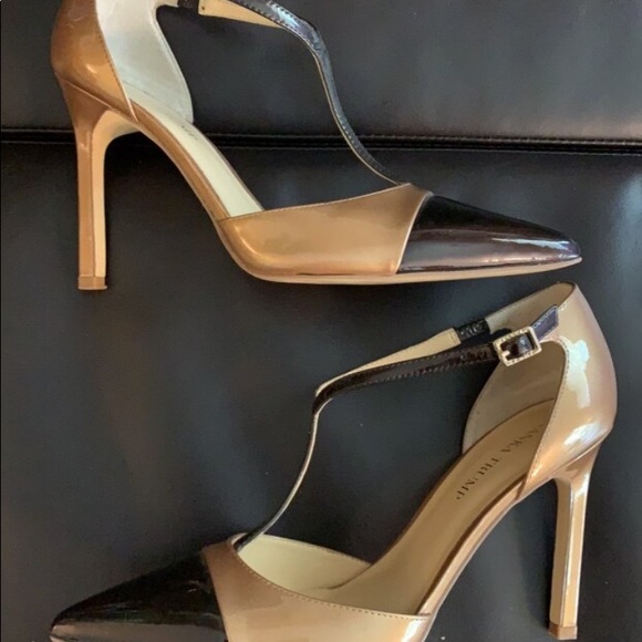 Beautiful 2 tone Patton leather pumps - Picture 5 of 6